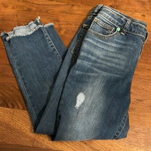 💕 3/$10 Cat & Jack distressed girls jeans size 14
